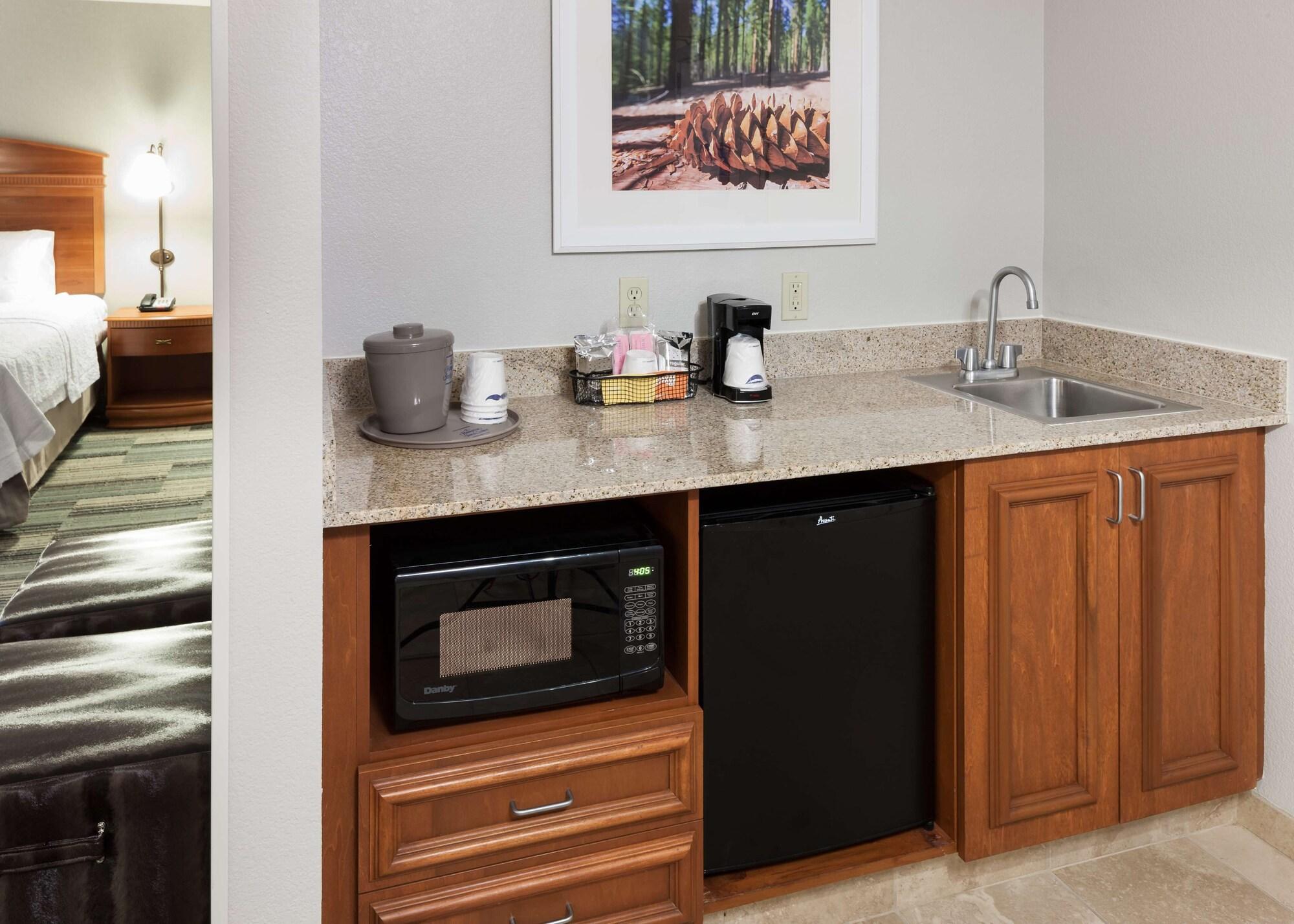 Hampton Inn&suites Tulare