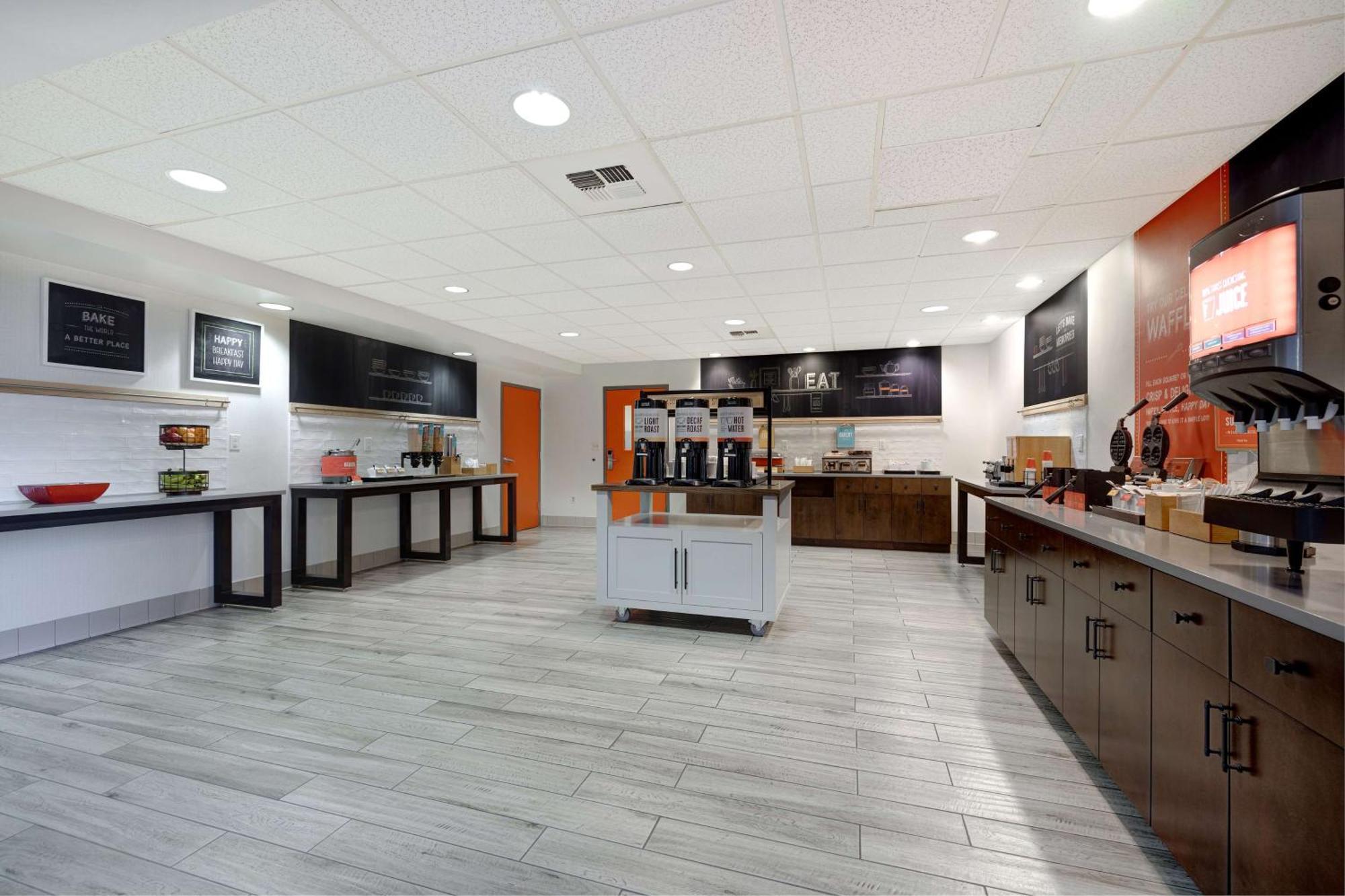 Hampton Inn&suites 3*