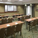 Hampton Inn & Suites Tulare 
