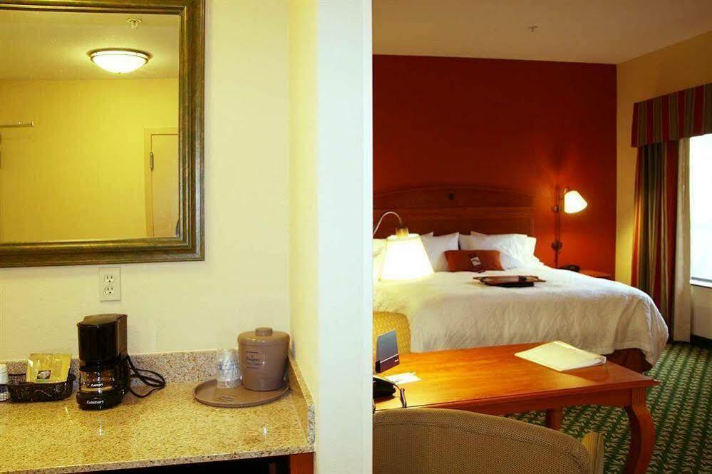 Hotel Hampton & 3*